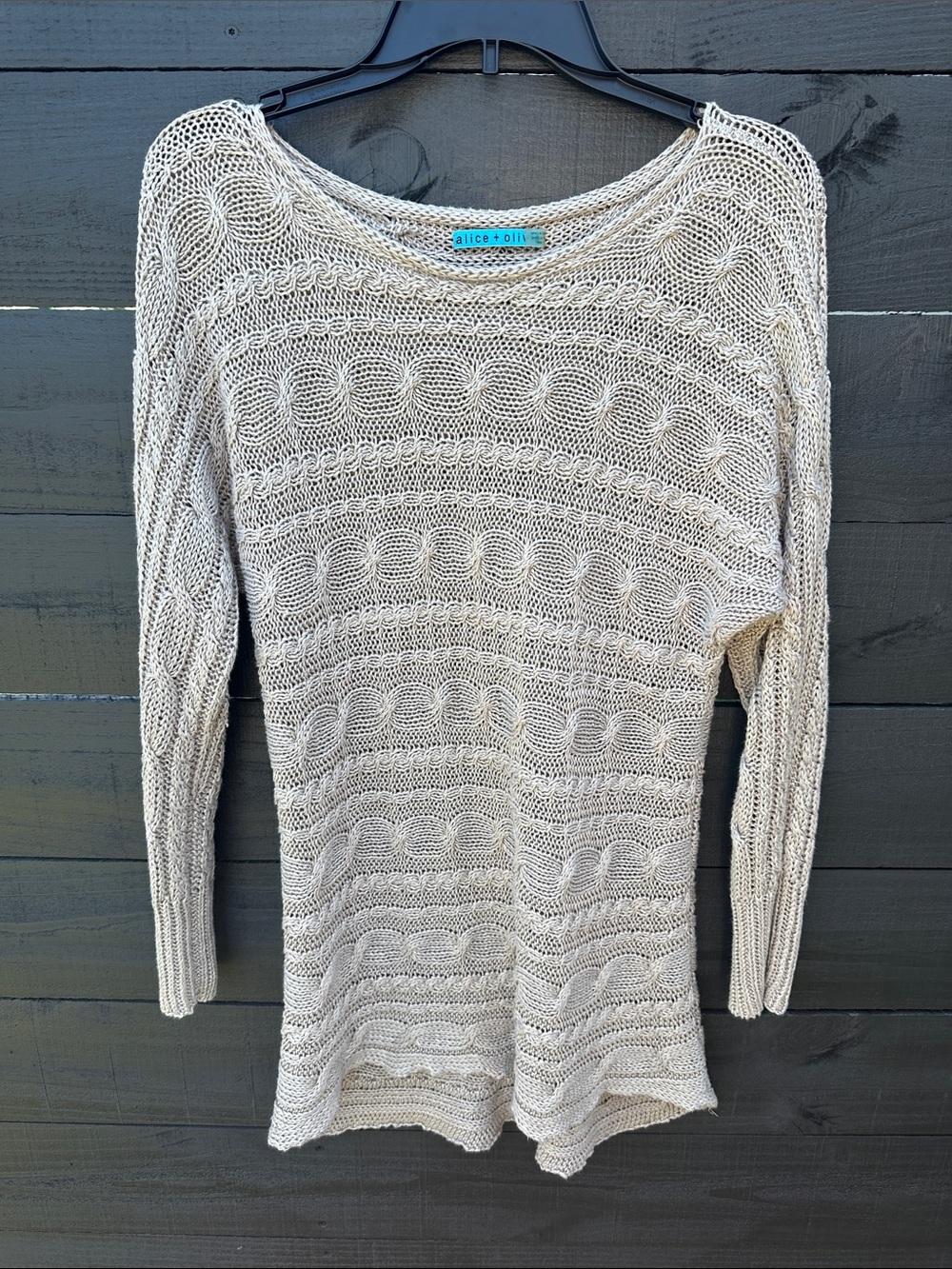 Alice + Olivia open kit long sleeve top medium